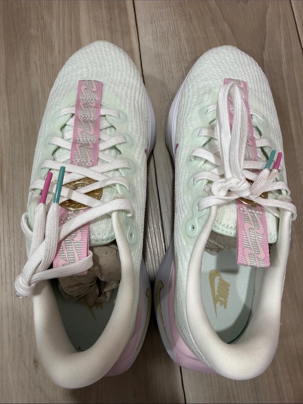 Nike Women's Trainers - Pink & Pale Yellow Accents - Picture 5 of 8